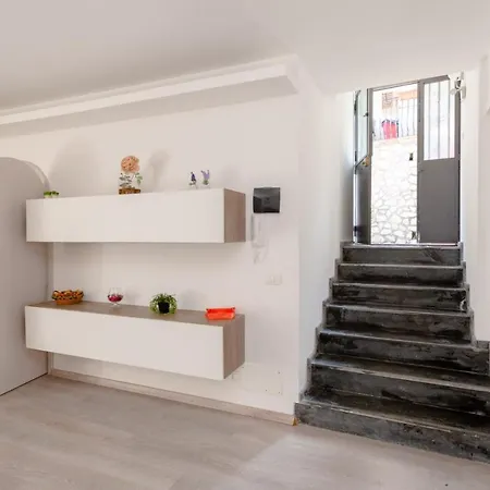 Domus Elisae